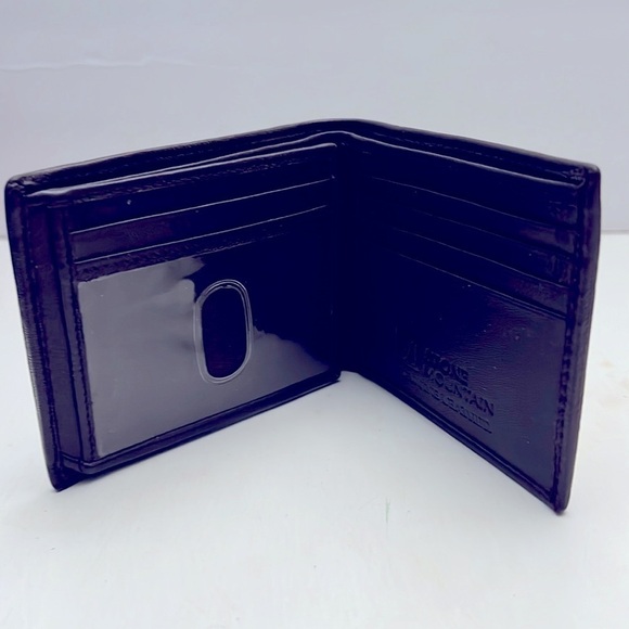 Stone Mountain Genuine Leather Men’s Tri Fold Wallet - Picture 2 of 8